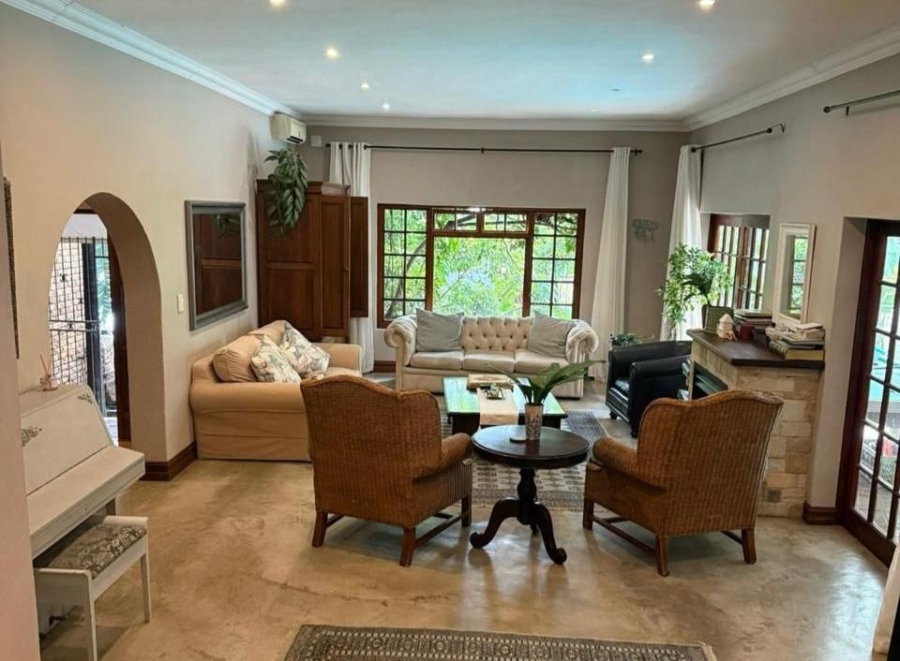5 Bedroom Property for Sale in Safari Gardens North West